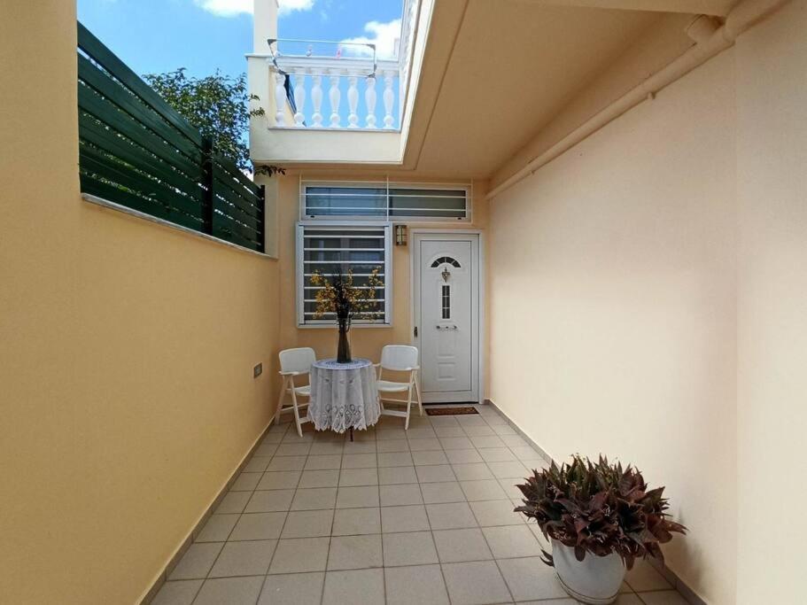 Takis & Machi House Apartment Rafína Exterior photo